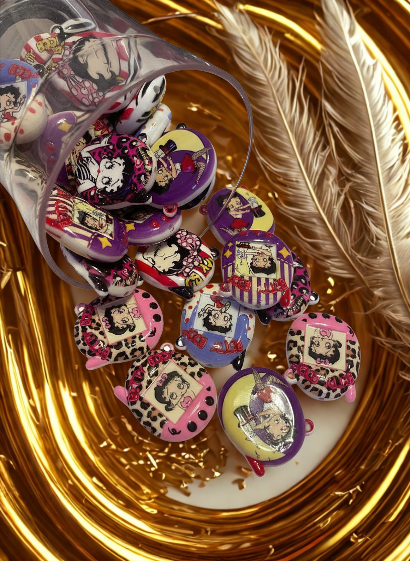 Retro Glam Doll Acrylic Beads
