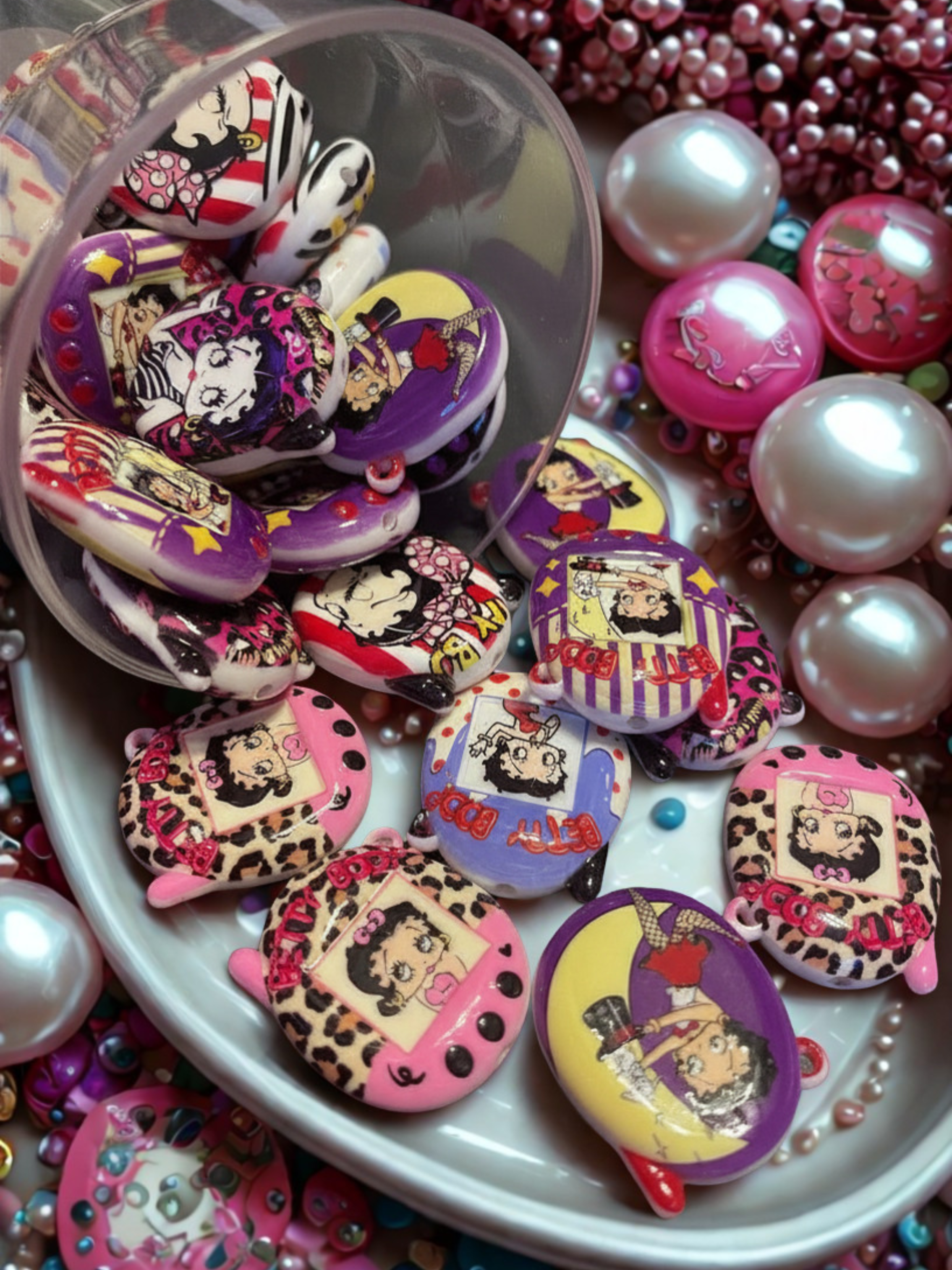 Retro Glam Doll Acrylic Beads