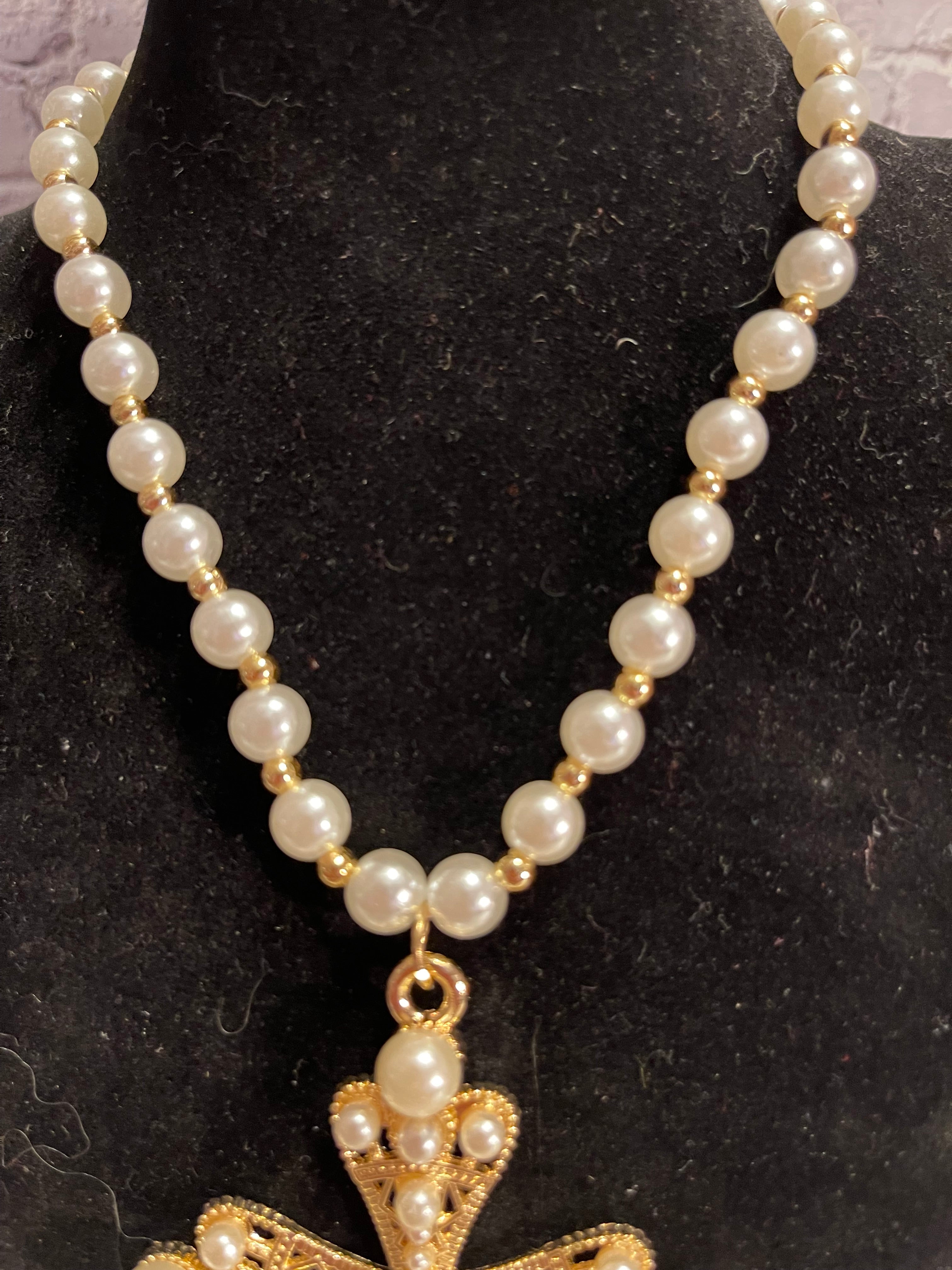 Pearl Cross Pendant Necklace - Handmade Chunky Beaded Necklace with Rhinestone Cross, Statement Faith Jewelry