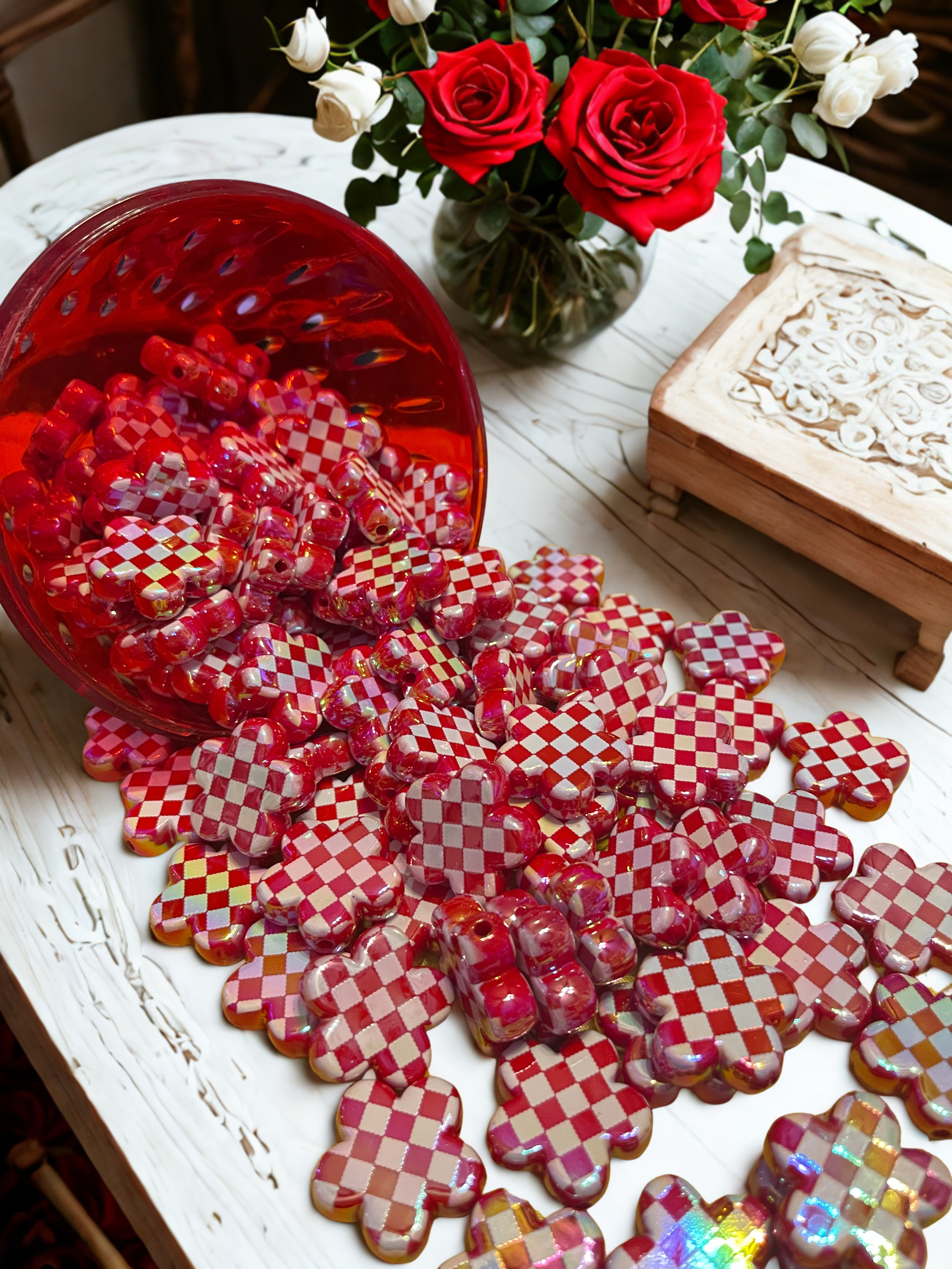 Red & White Checkered Flower Beads | Retro Floral Acrylic Daisy Beads