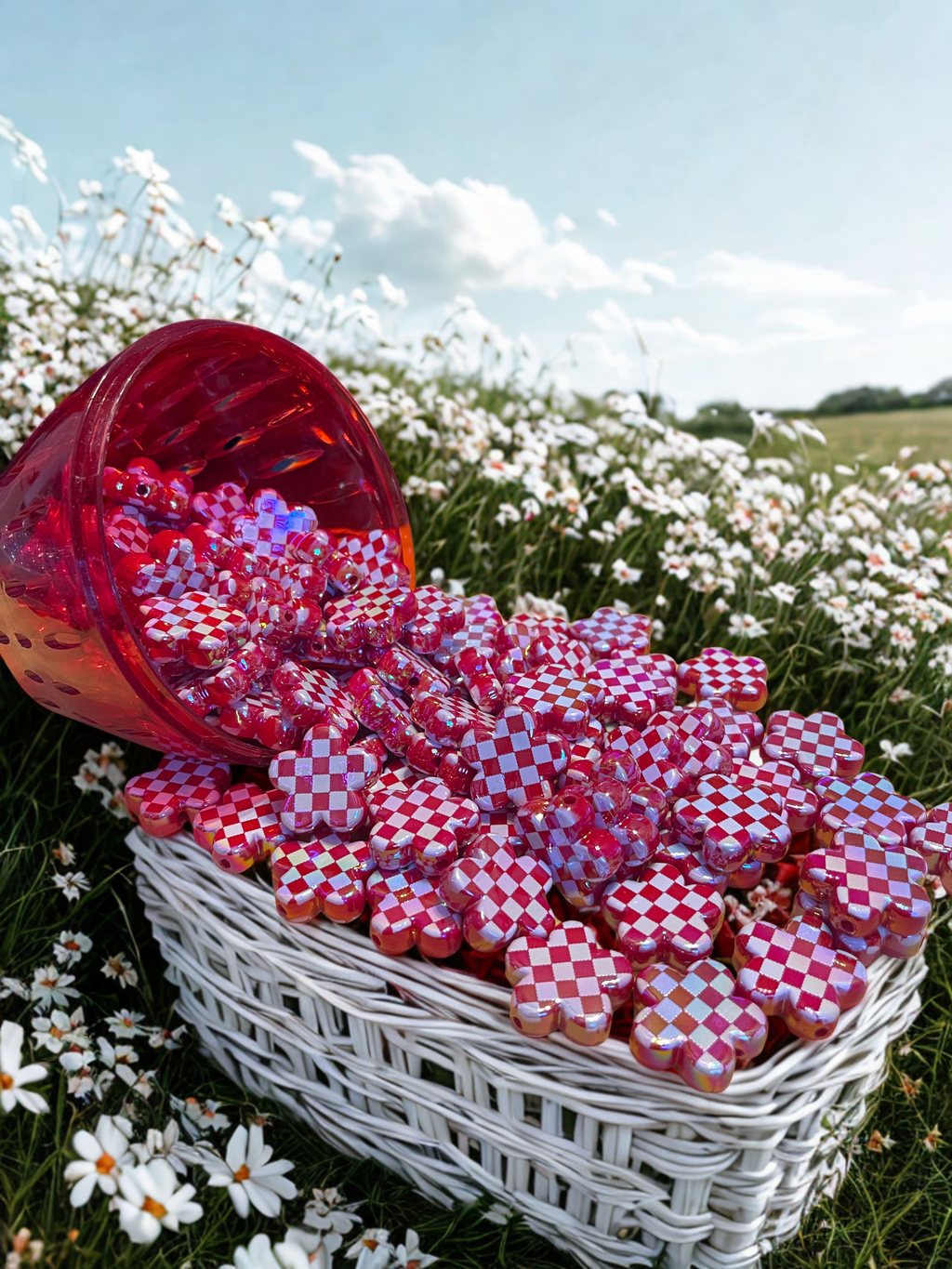 Red & White Checkered Flower Beads | Retro Floral Acrylic Daisy Beads