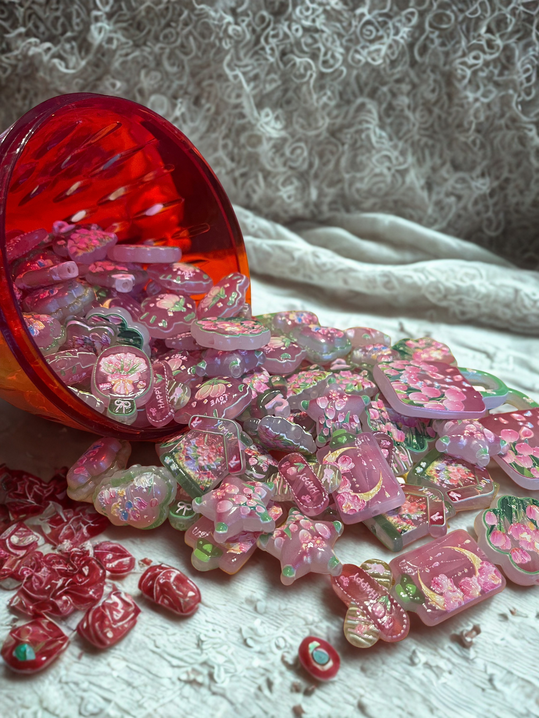 Acrylic Flower Beads — Green & Pink Fashion Shapes | DIY Jewelry & Crafts, 10 Per Pack