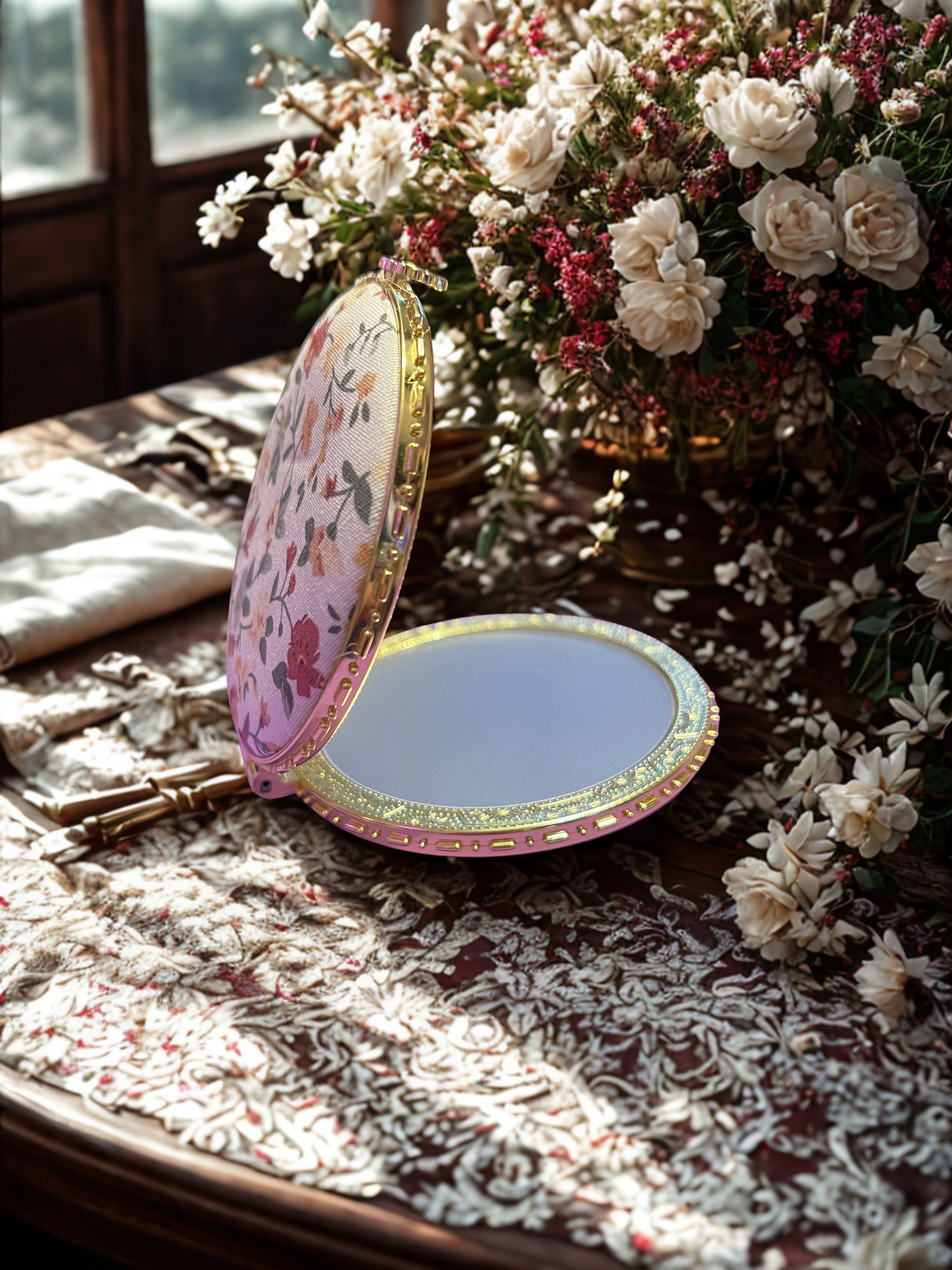 Floral Compact Make-up Mirrors – Portable Retro Foldable Mirror