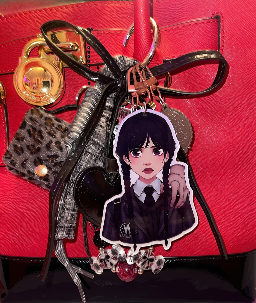Creepy-Cute Gothic Girl Bag Charm Cluster – Spooky Acrylic Character Purse Accessory