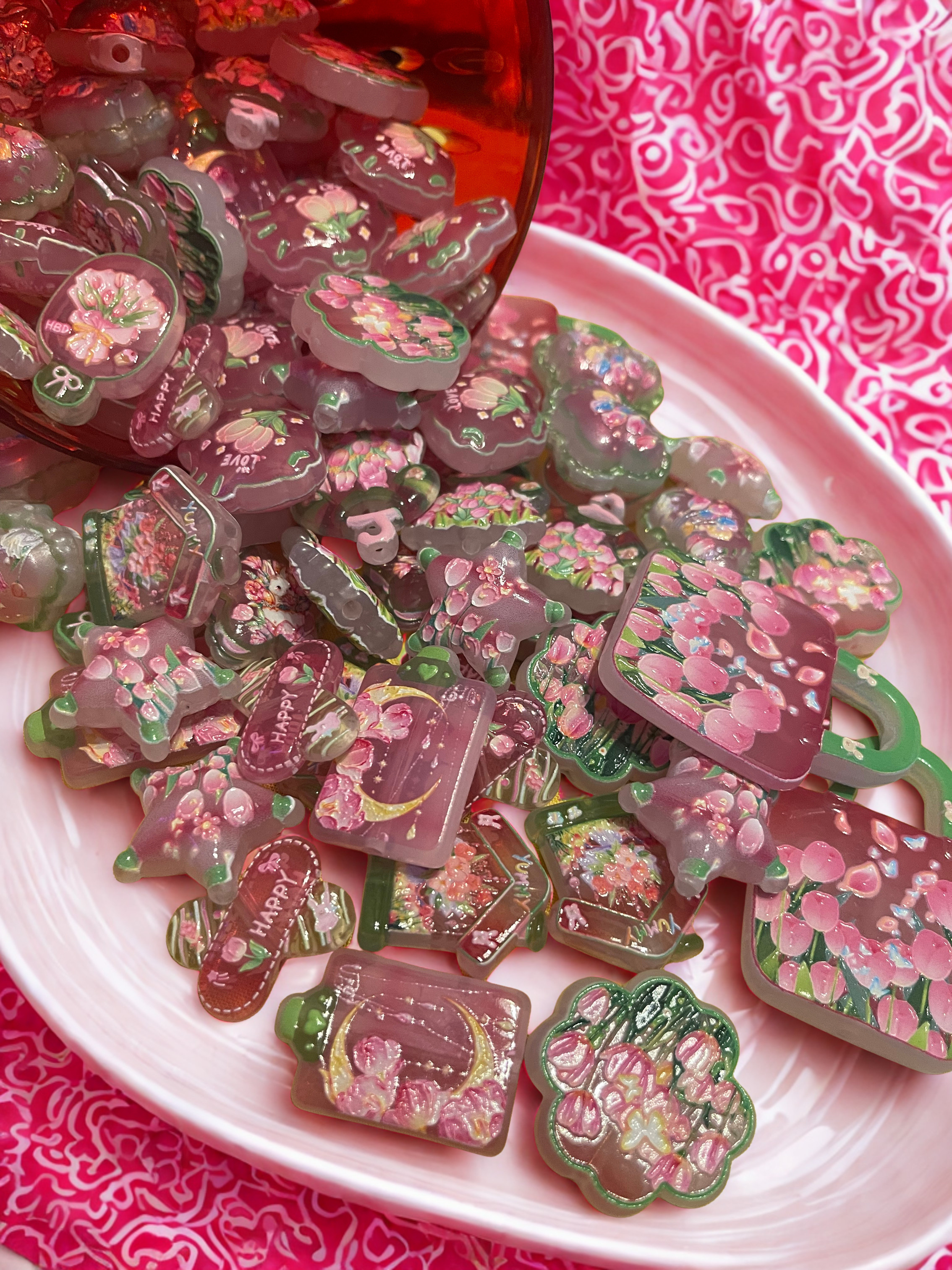 Acrylic Flower Beads — Green & Pink Fashion Shapes | DIY Jewelry & Crafts, 10 Per Pack
