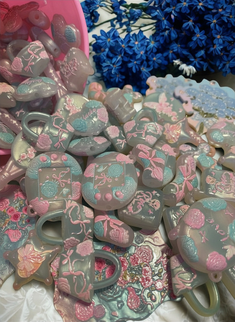 Acrylic Flower Beads — Blue & Pink Fashion Shapes | DIY Jewelry & Crafts, 10 Per Pack