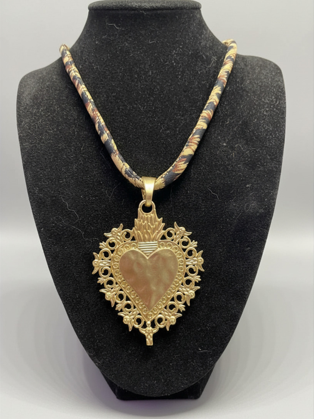 Retro Leopard Corded Necklace with Hammered Heart Pendant