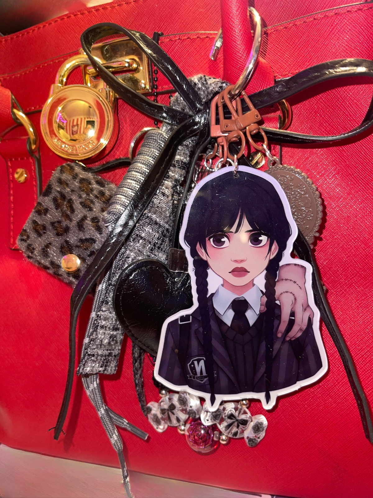 Creepy-Cute Gothic Girl Bag Charm Cluster – Spooky Acrylic Character Purse Accessory