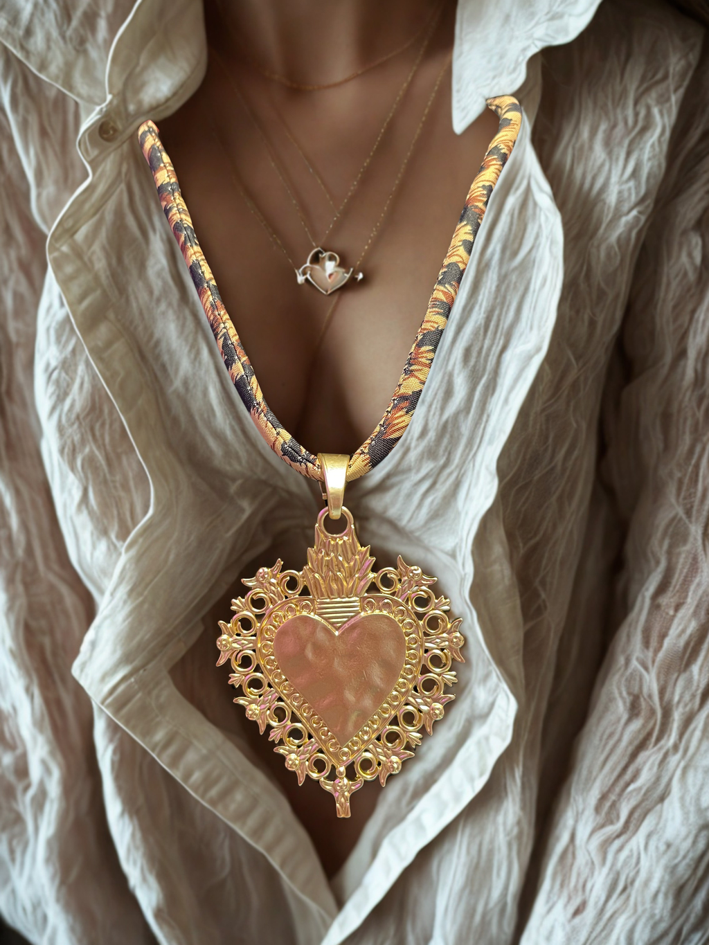 Retro Leopard Corded Necklace with Hammered Heart Pendant